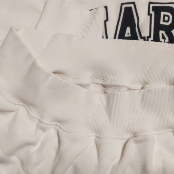 Good American Aquarius Zodiac Sweatshirt (Flaw) - Picture 6 of 6